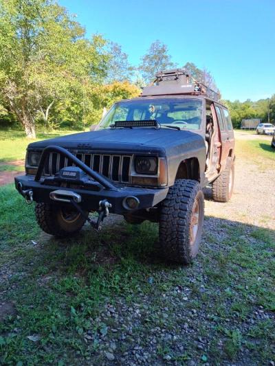 1990 Jeep Cherokee xj - Thumbnail 4