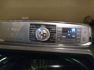 Samsung washing machine 250 or best offer - Thumbnail 5