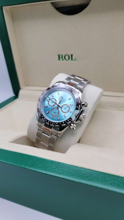 luxury Watch - Thumbnail 3