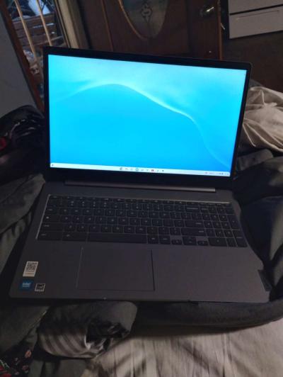 Chromebook Laptop - Thumbnail 2