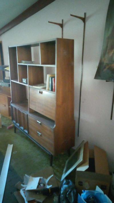 Mid Century Hutch - Thumbnail 3