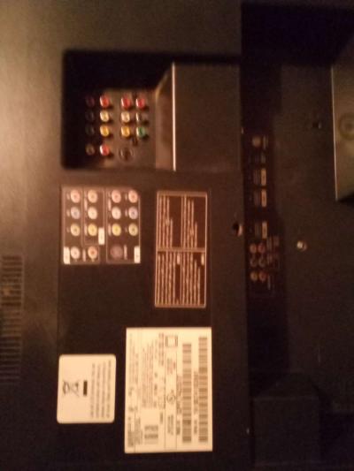 Philips tv Model number 52PFL7422D37 - Thumbnail 3
