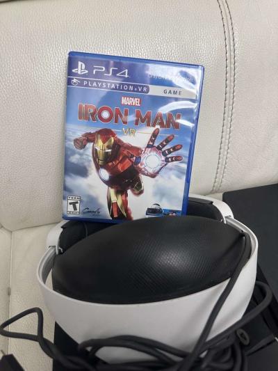 PS4 Pro with VR and games - Thumbnail 3