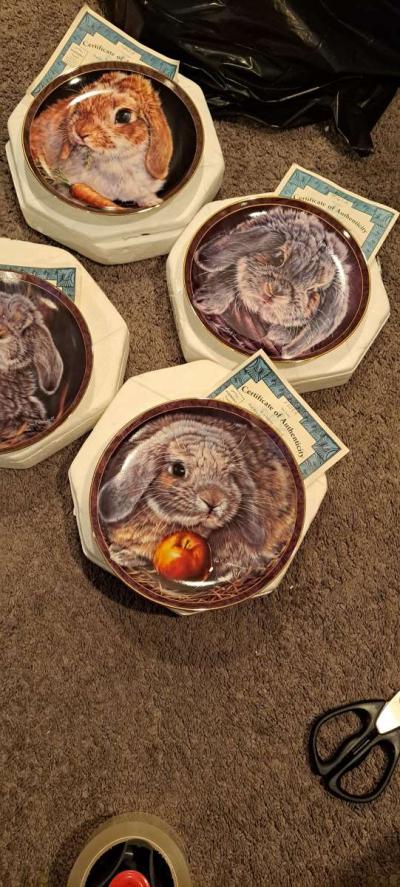 Bradford Exchange bunny tales limited edition plates - Thumbnail 4