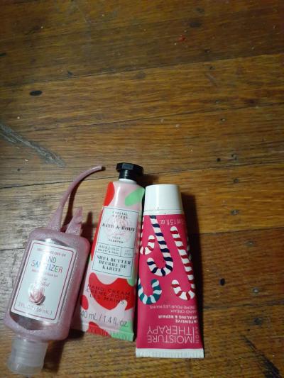 fragrances - Thumbnail 2