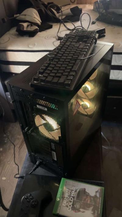 pc and Xbox - Thumbnail 2