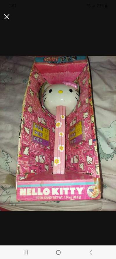 hello kitty pez