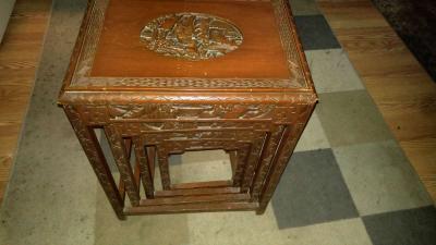 Nesting tables 4pc set Very Good Condition circa 1920s - Thumbnail 3