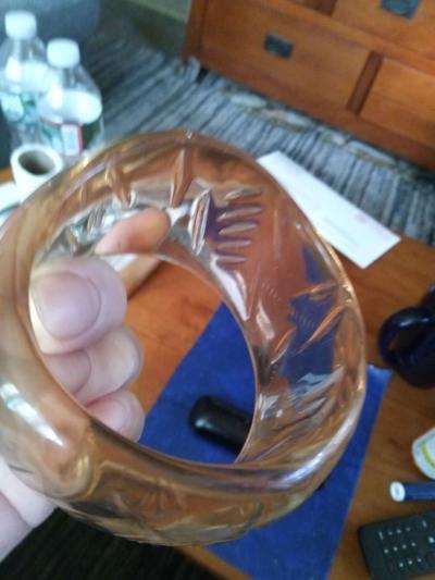 50s Carved Lucite Bangle Bracelet - Thumbnail 2