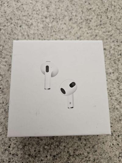 Apple Airpods 3rd Gen W Protective Case - Thumbnail 3