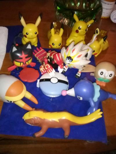 12 Pokemon Toys - Thumbnail 4