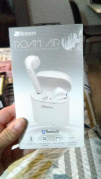 4 sets of head phones - Thumbnail 3