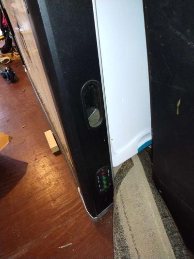 Air Hockey Table - Thumbnail 2