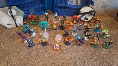 skylander collection - Thumbnail 2
