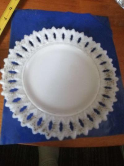 Kemple Sheaf of wheat milk glass plate - Thumbnail 3