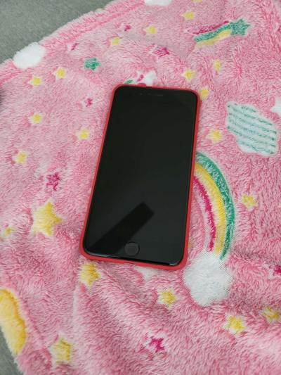 iphone 8plus 64GB unlocked - Thumbnail 3