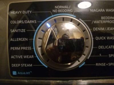 Samsung washing machine 250 or best offer - Thumbnail 3