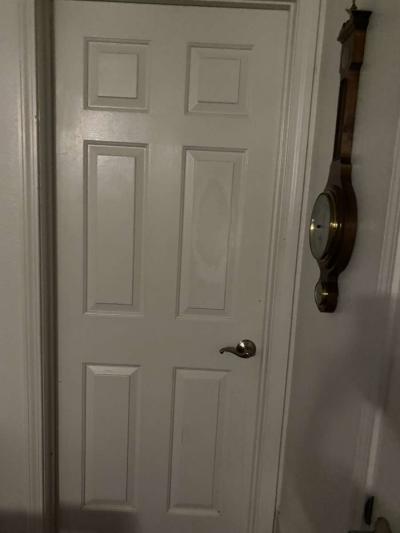 room for rent - Thumbnail 3