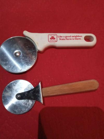 vintage State Farm Pizza  cookie cutter and wooden handle pa - Thumbnail 4