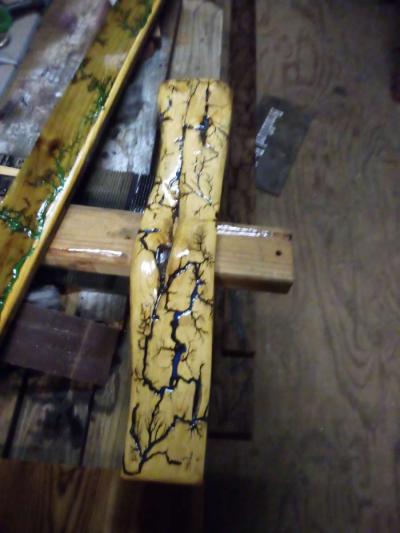 hand made love sign - Thumbnail 5