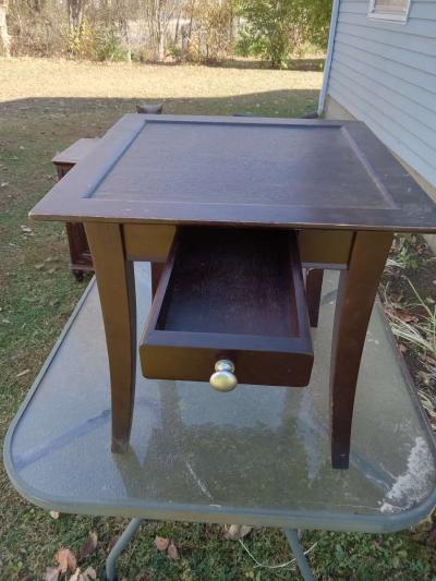 night stand - Thumbnail 5