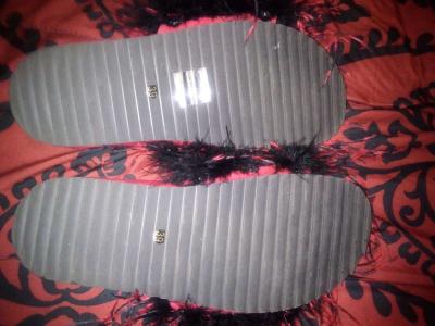 Shelly London  red and black feathers shoes sz 8 - Thumbnail 3