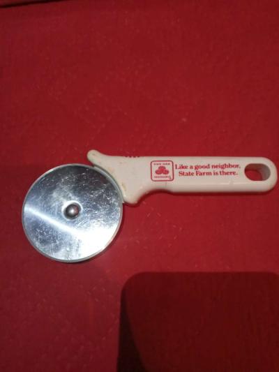vintage State Farm Pizza  cookie cutter and wooden handle pa - Thumbnail 2