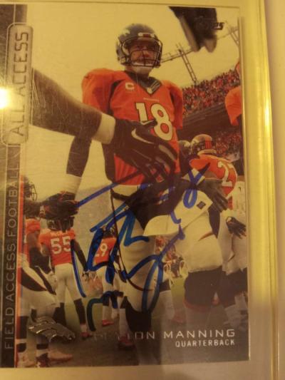 autographed Peyton manning Denver broncos card - Thumbnail 3