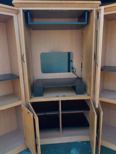 3 piece entertainment center - Thumbnail 4