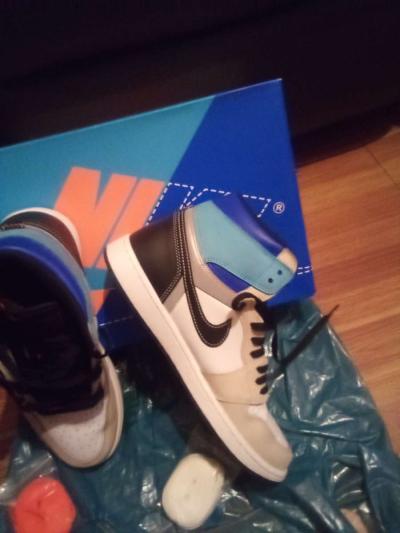 Jordan 1s - Thumbnail 4