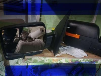 two side mirrors for Ford truck - Thumbnail 2