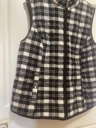 Croft and Barrow Outerwear Vest WOMENS size XL - Thumbnail 3