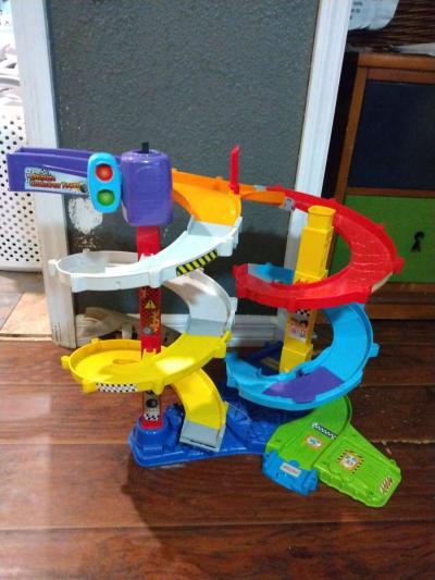 car Tower - Brooksville, Florida