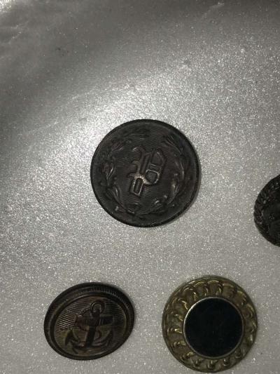 u s coins and foreign coins and tokens and button with shank - Thumbnail 4