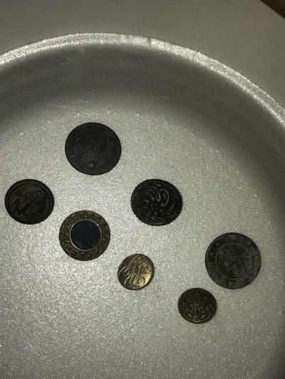 u s coins and foreign coins and tokens and button with shank - Thumbnail 3