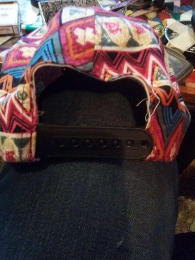 Crown Cap - Thumbnail 4