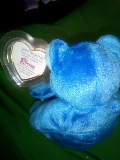 2002 Ty beanie babies Dad e mint selling collection off