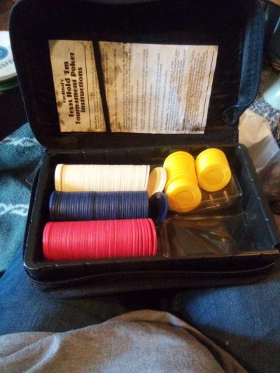 poker chip case