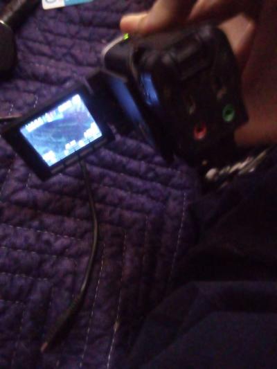 Video camera - Thumbnail 4