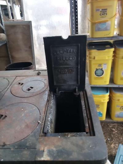 royal wood burning cook stove - Thumbnail 5