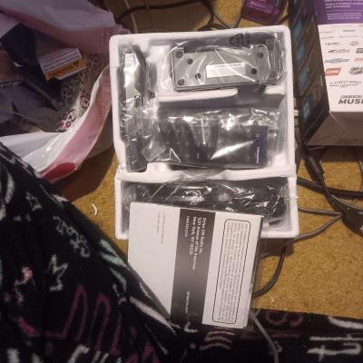 Onyx EZR Sirius XM Radio Receiver with home kit - Thumbnail 3