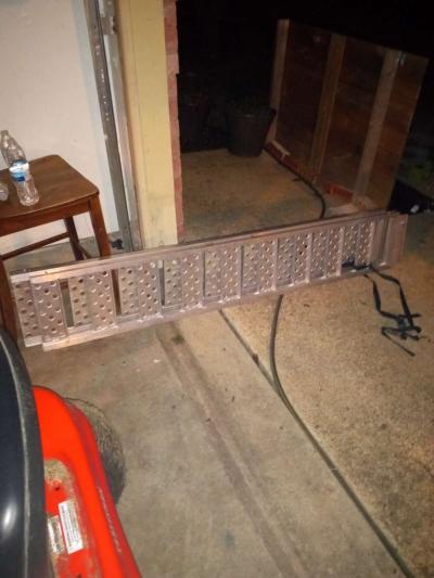 Riding Mower - Thumbnail 5