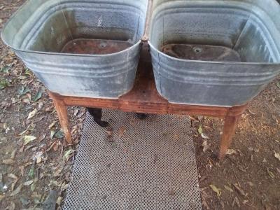 Vintage Wheeling Galvanized Double Wash Tub Stand - Thumbnail 3