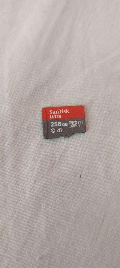 vendo consola odin pro de 256 GB  y 256 GB - Thumbnail 2