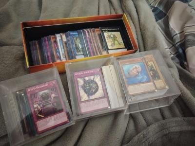 selling large YuGiOh card collection - Thumbnail 5