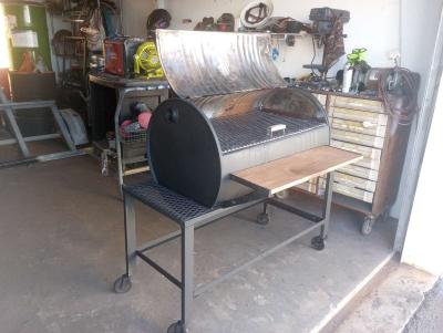 BBQ GRILL FOR SALE - Thumbnail 2