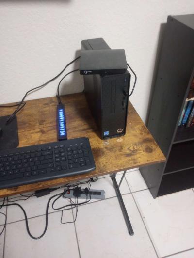 HP Slim PC Desk Computer 4 Gb RAM 256 Gb SSD no delivery - Thumbnail 3