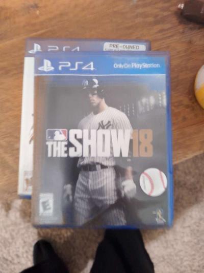 ps4 and accessories - Thumbnail 4