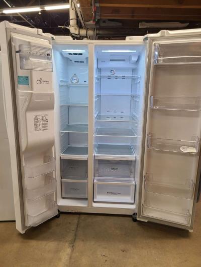 White LG Side by Side Refrigerator - Thumbnail 2