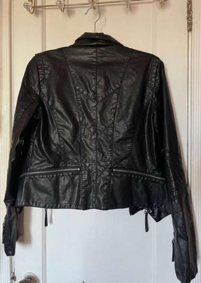 black womens motorcycle jacket - Thumbnail 3